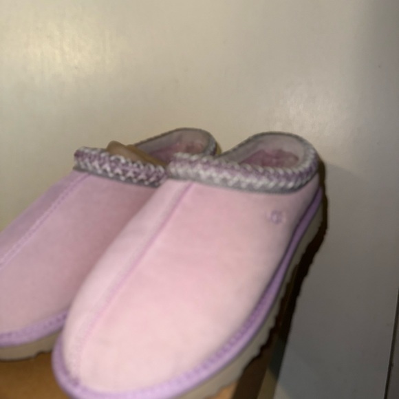 Ugg Lavender Slip-On Tasman - Picture 1 of 4